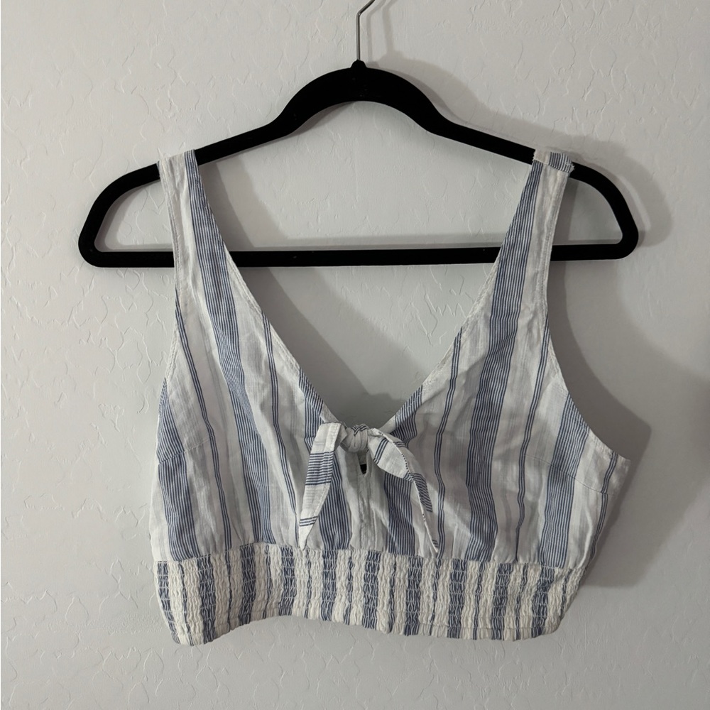 Abercrombie & Fitch Tie Crop Tee